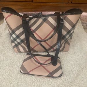 Burberry Nova check tote with small pouch